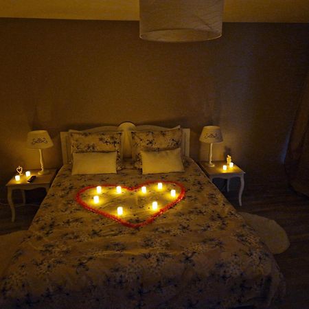 Valpuiseaux Le Relais Des Clefs - Au Calme Du Gatinais - Escapade A Deux - Terrasse Privee - Wifi - Offre Romantique Sur Demande מראה חיצוני תמונה