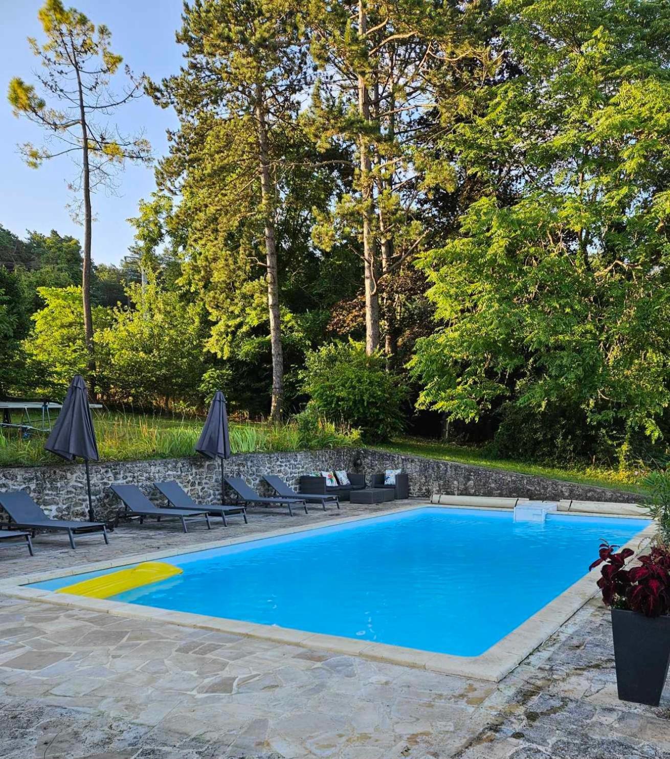 Valpuiseaux Le Relais Des Clefs - Au Calme Du Gatinais - Escapade A Deux - Terrasse Privee - Wifi - Offre Romantique Sur Demande מראה חיצוני תמונה